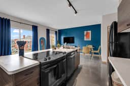 Chic 1BR Retreat in Midtown Detroit - Image 3