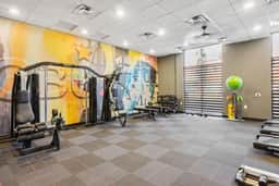 Spacious 2BR Apt | Rooftop + Downtown Columbus - Image 5
