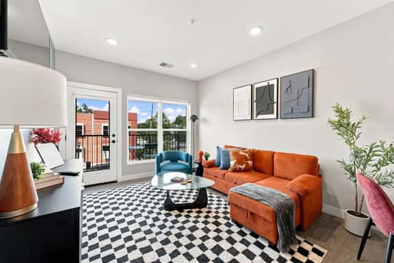 Spacious 1BR Apt | Rooftop|Downtown Columbus - Image 1