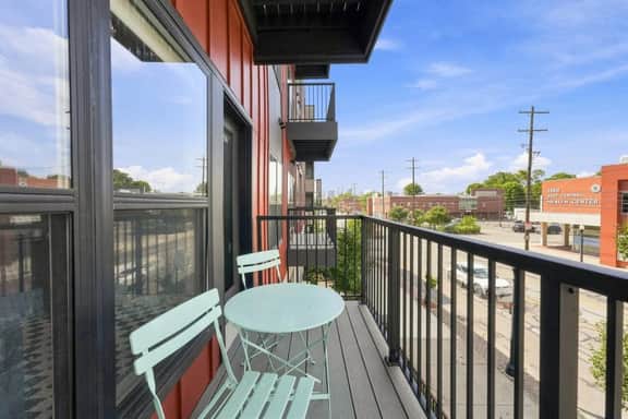 Spacious 1BR Apt | Rooftop|Downtown Columbus - Image 4